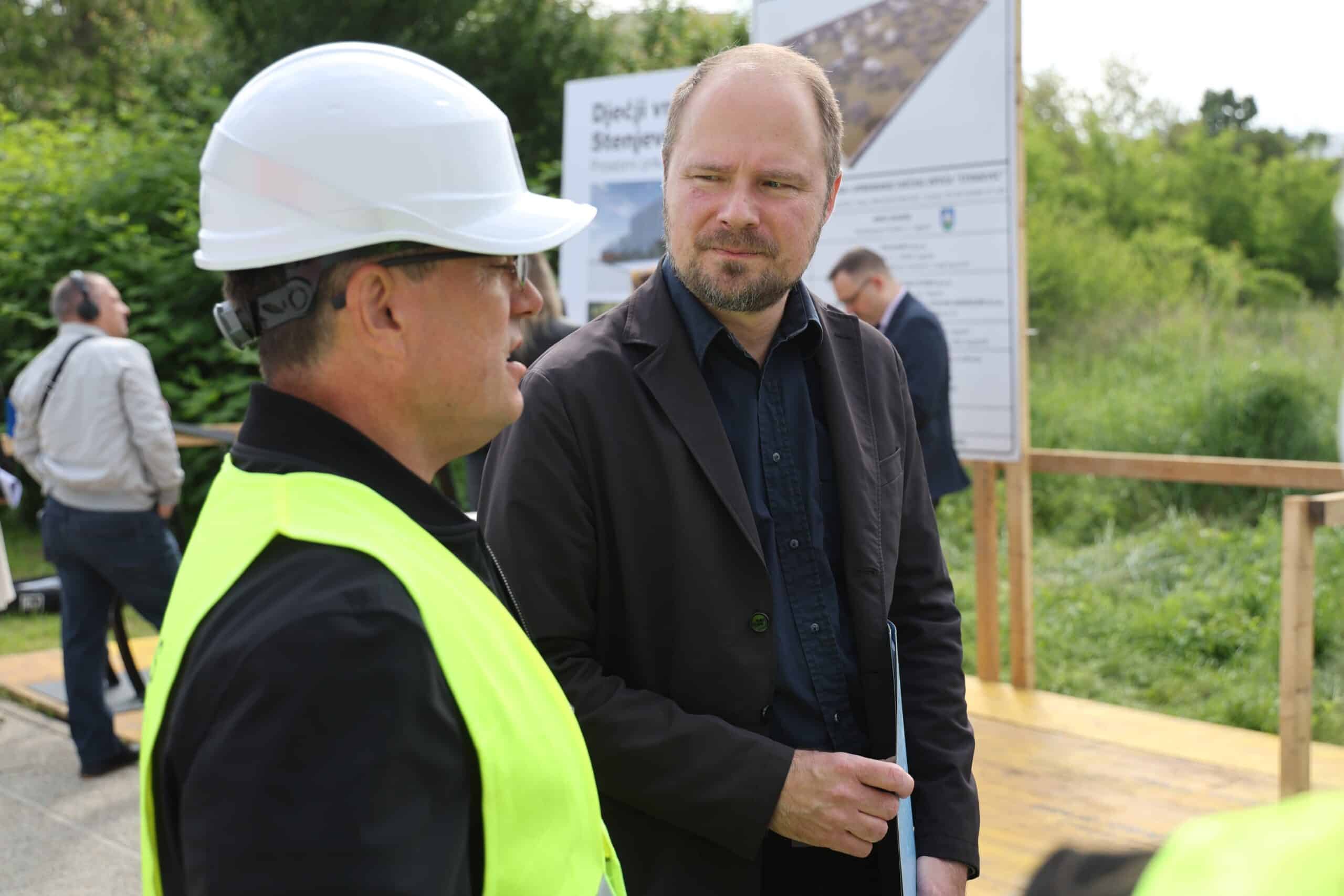 dv_stenjevec14