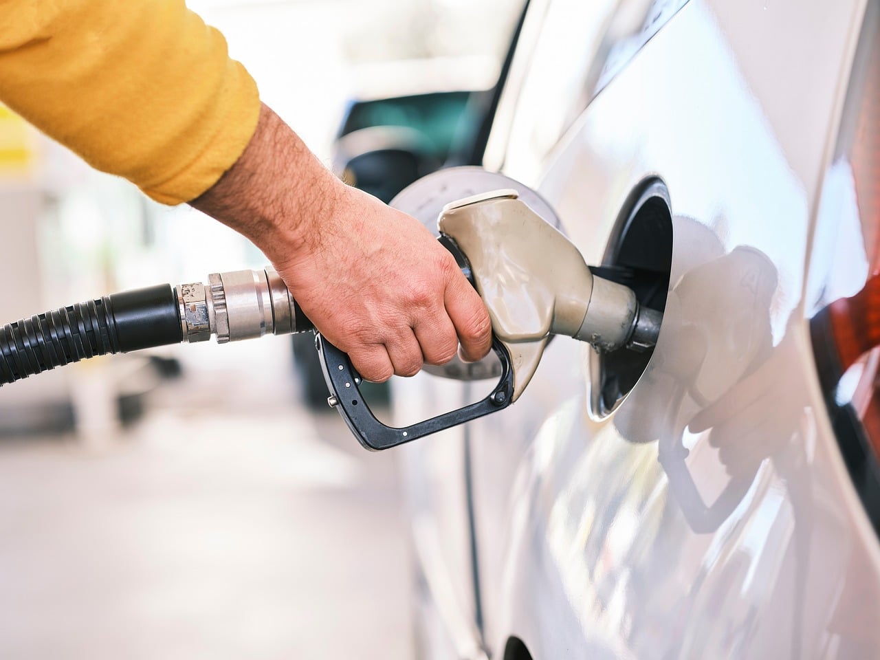 fuel-6999638_1280