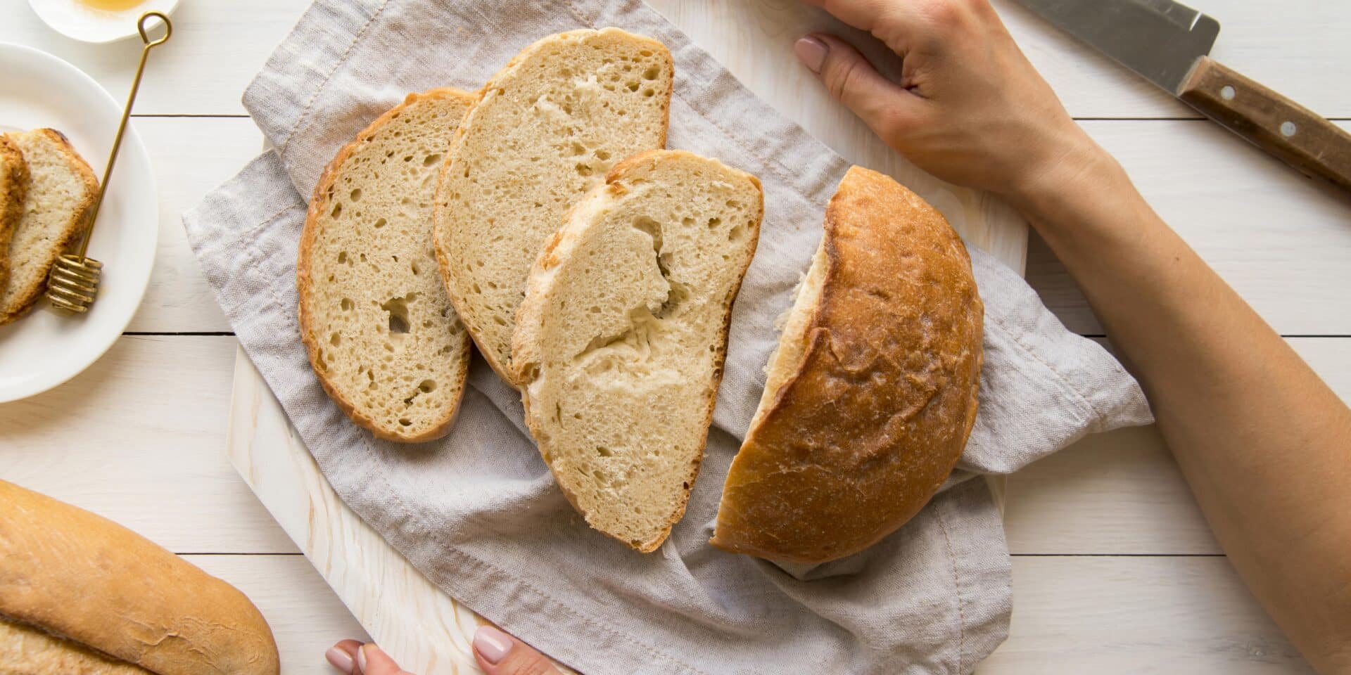 Jednostavan recept za brzi kruh od brašna jogurta i praška za pecivo