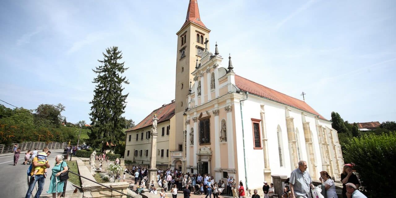 Brojni vjernici u Remetama tradicionalno obilje�avaju blagdan Velike Gospe