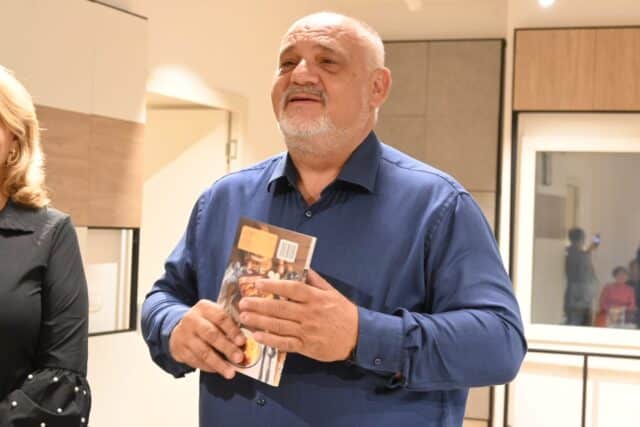 Dugo Selo, Dugoselski spomenar, Na žlicu, kuharica, juhe, variva, nematerijalna baština, tradicionalna jela, Mario Kociper, Karmela Vukov Colić, Nenad Panian