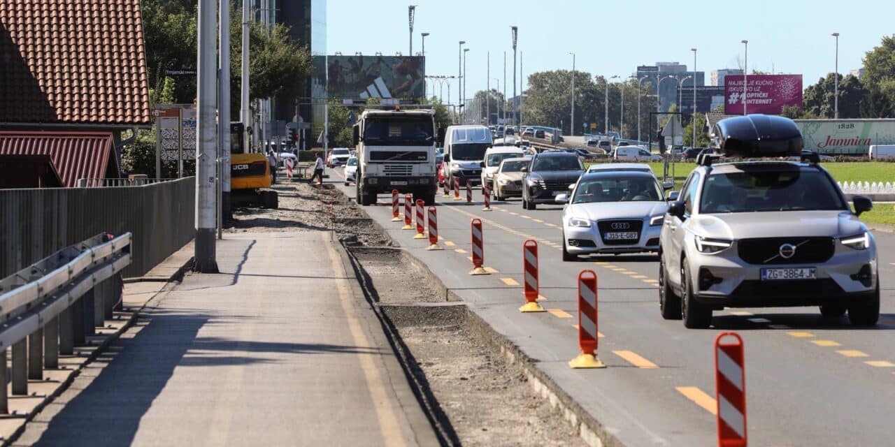 Zagreb: Radovi na biciklističkoj stazi u Ulici Hrvatske bratske zajednice
