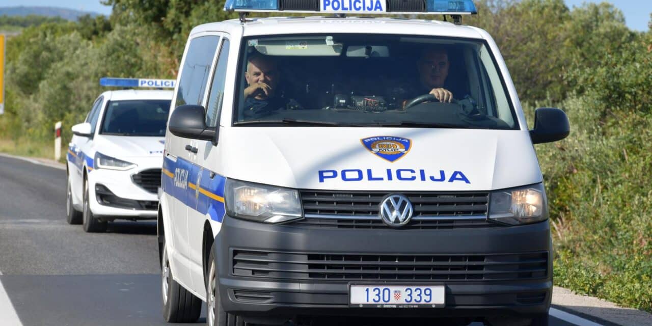 �ibenik: Policijska vozila