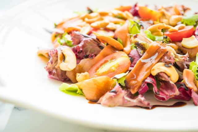 Jedno od jela koje savršeno utjelovljuje mediteransku filozofiju je jednostavna salata od hobotnice