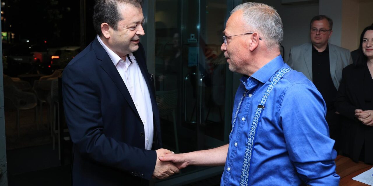 Zagreb: Tomislav Jonjić dao je izjavu za medije nakon izbornih rezultata