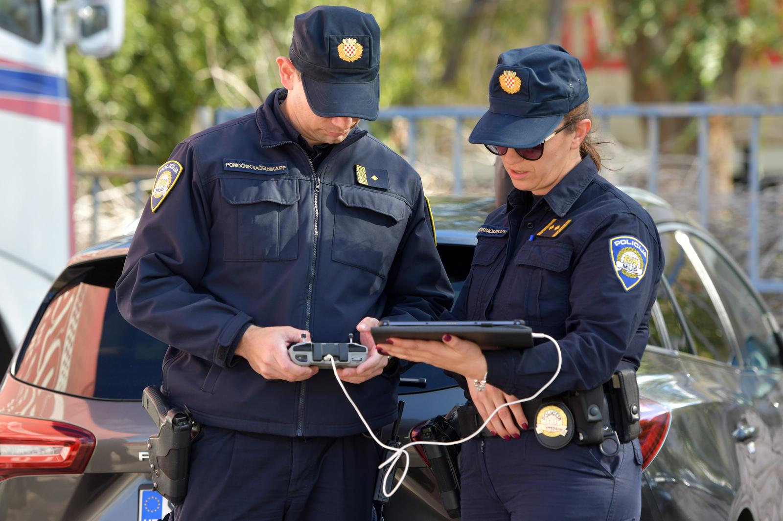 �ibenik: U policijskoj akciji kontrole prometa uklju?eni prvi put i dronovi