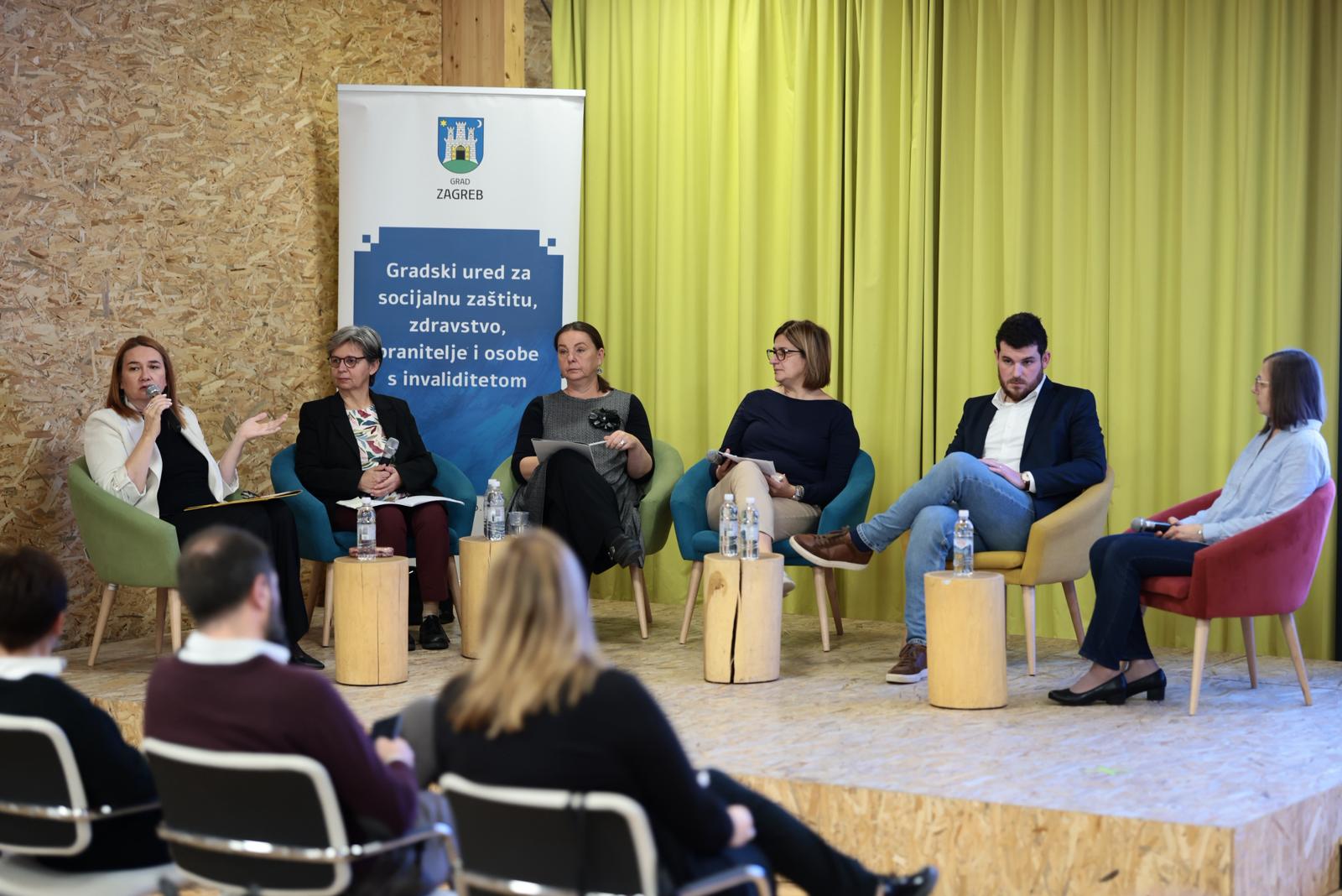 Stručni skup o rizicima siromaštva i socijalne isključenosti održan u Zagrebu (3)