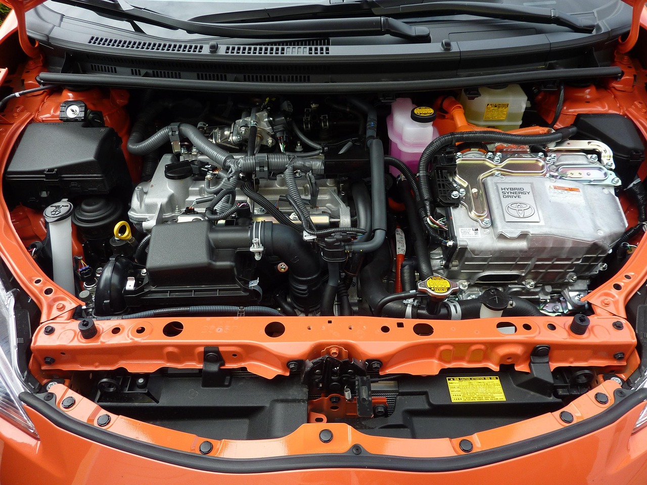 car-engine-231213_1280