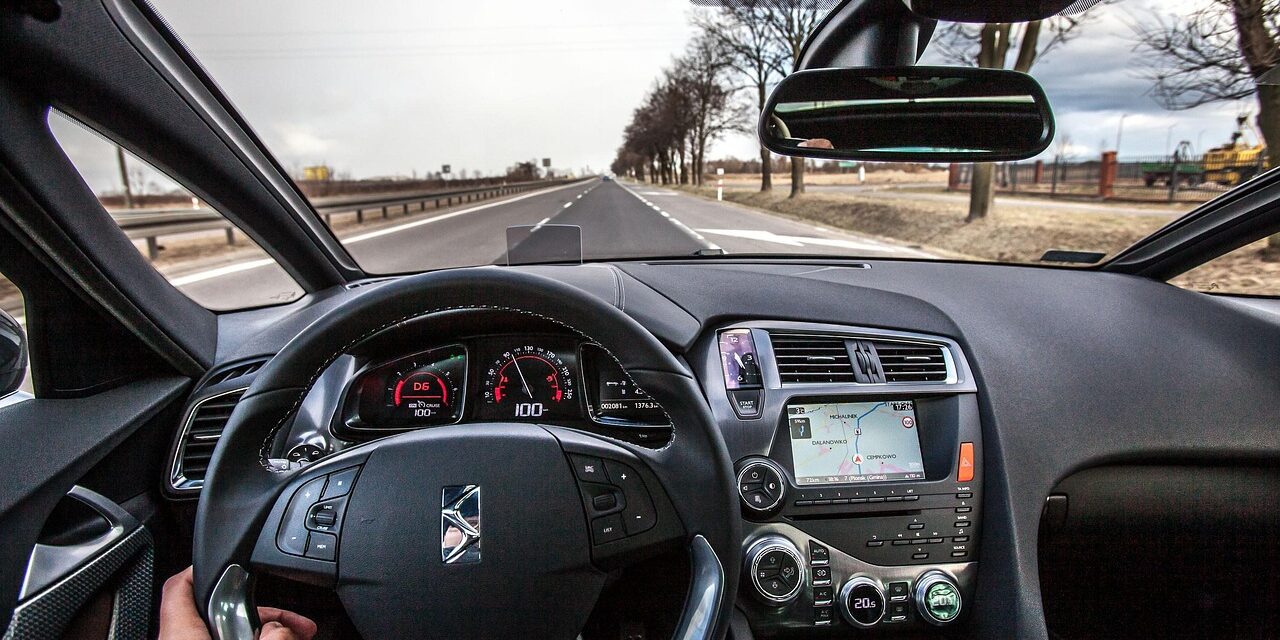 citroen-ds5-6969315_1280