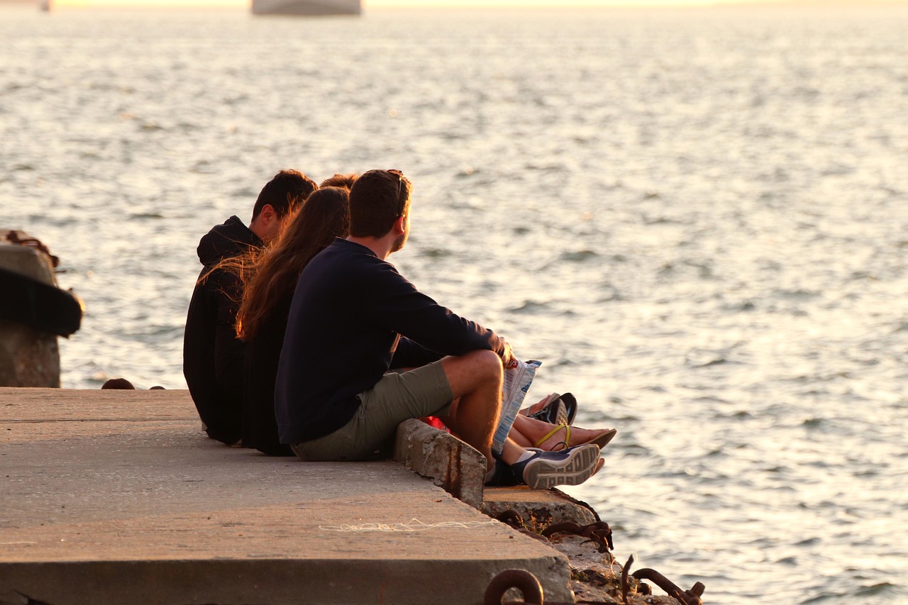 youth-3465038_1280