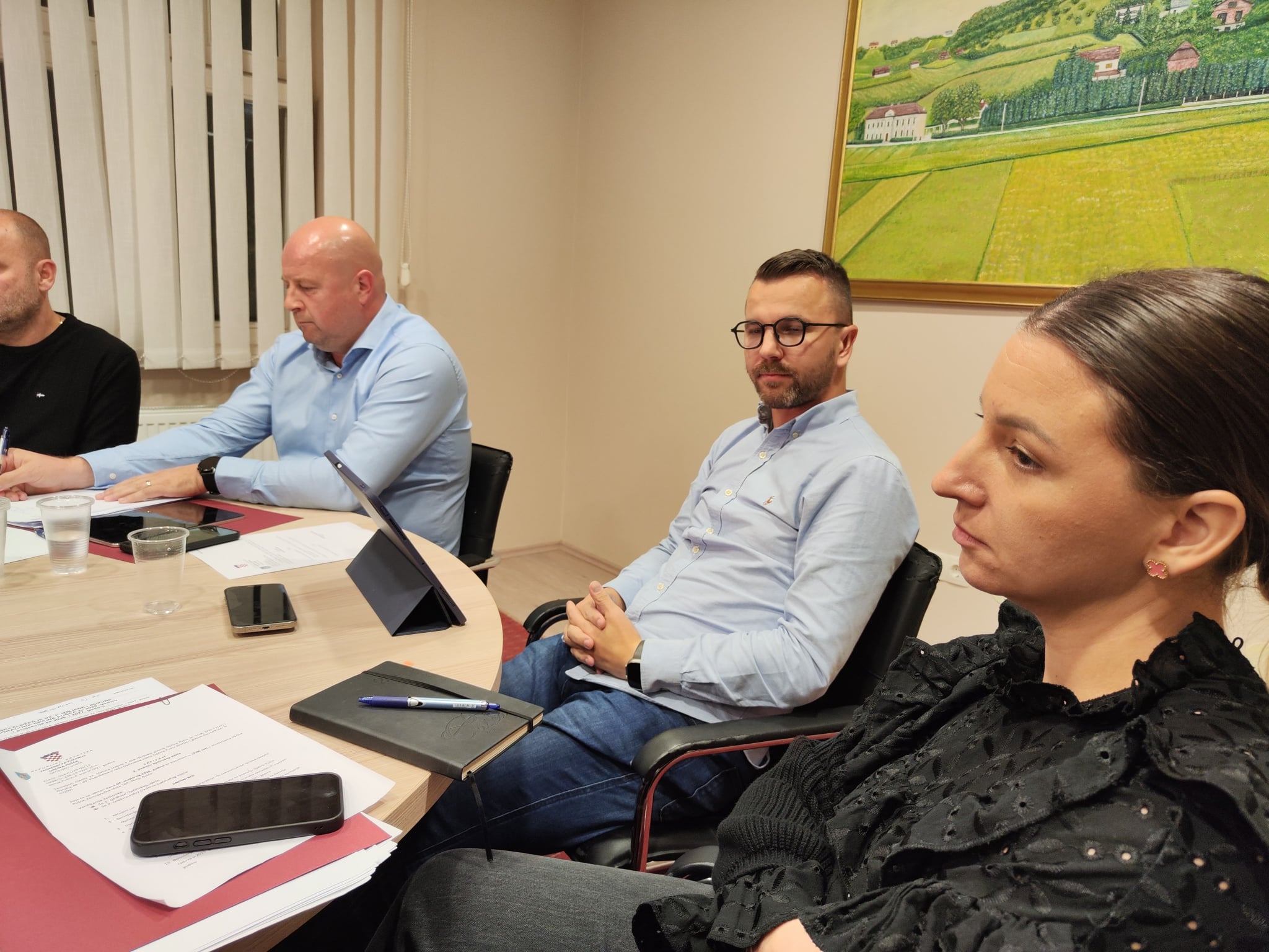47d6a74f-7575-4216-969a-41d1c436d896