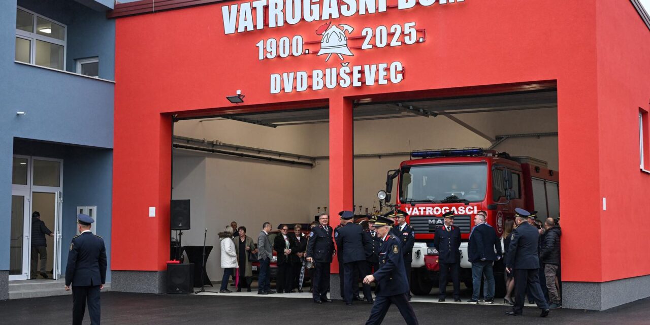 Buševec: Potpredsjednik Vlade i ministar unutarnjih poslova Davor Božinović otvorio Vatrogasni dom