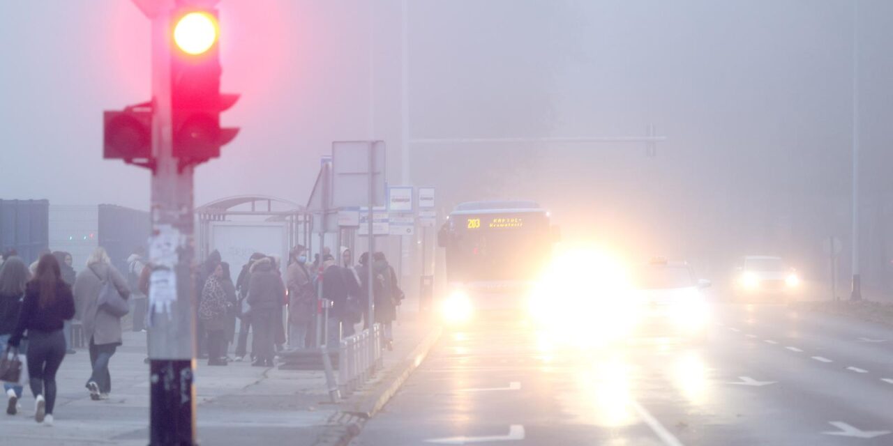 Zagreb: Magla otežava promet