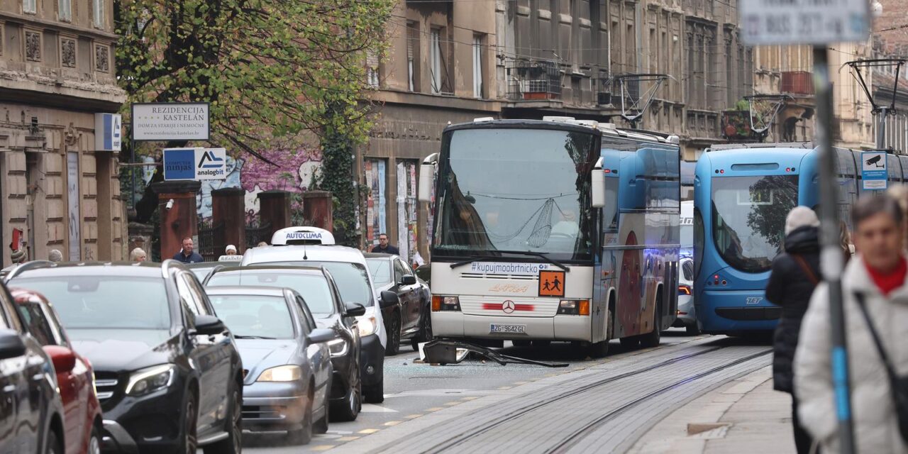 Zagreb: U Ilici zbog sudara tramvaja i autobusa zaustavljen tramvajski promet