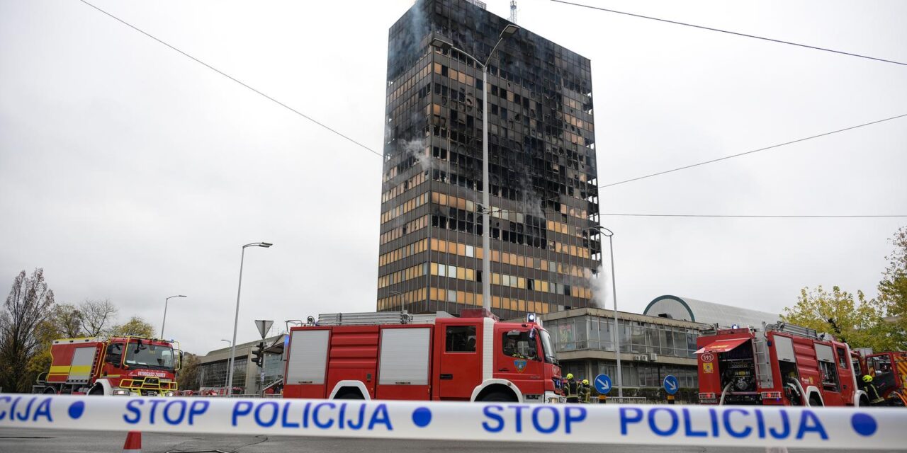 Zagreb: Ugašena vatra na Vjesnikovom neboderu