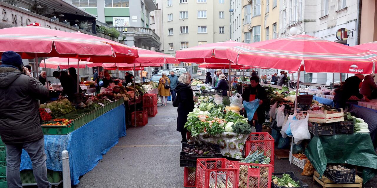 Zagreb: Prodavači s Dolca od danas Pod zidom i na Splavnici, cvjećari na Trgu