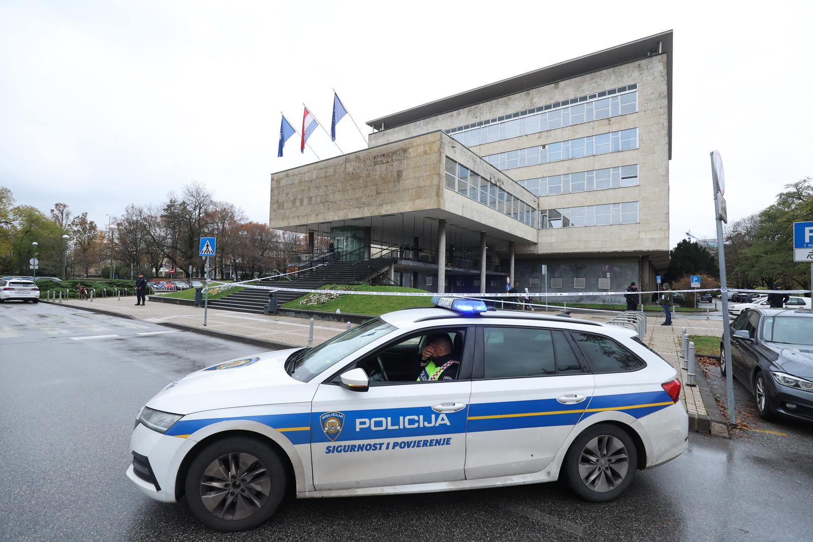 Zagreb: Dojava o bombi u zgradi Gradske uprave
