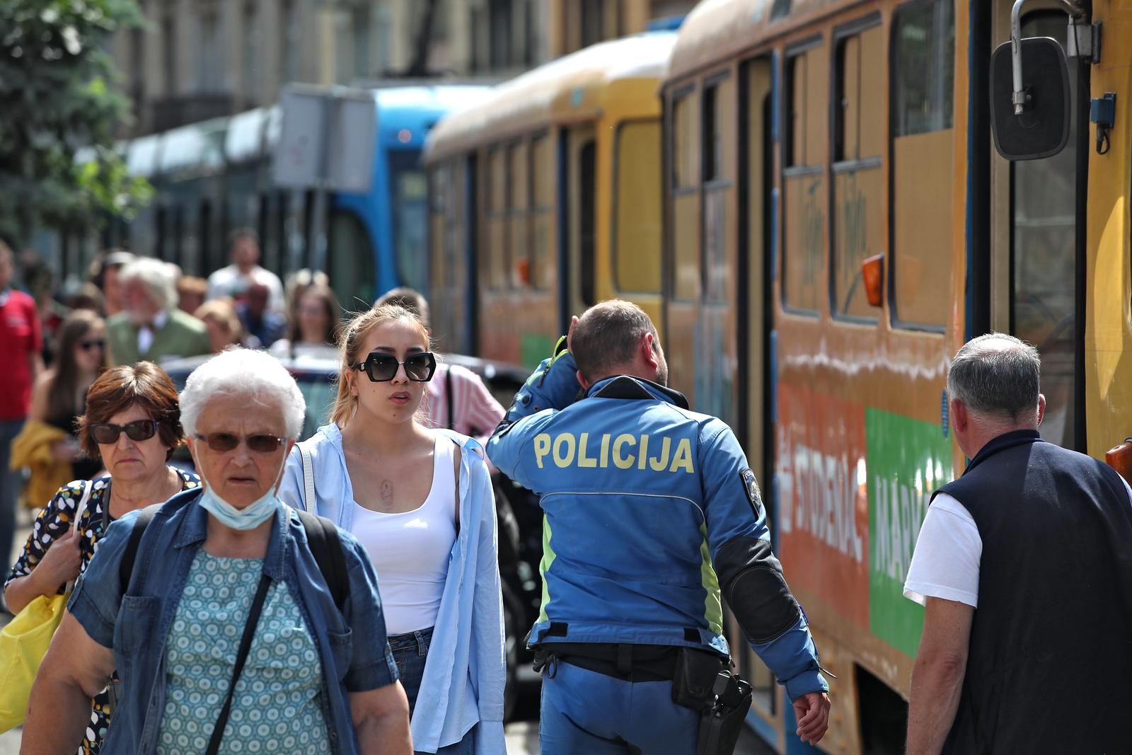 Zagreb: Zbog sudara automobila i tramvaja u Ilici nastao veliki zastoj prometa
