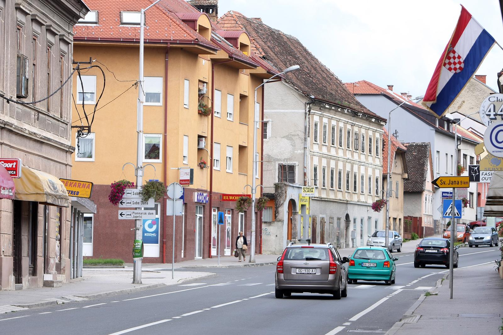Jastrebarsko: Nedjeljno prijepodne u gradu