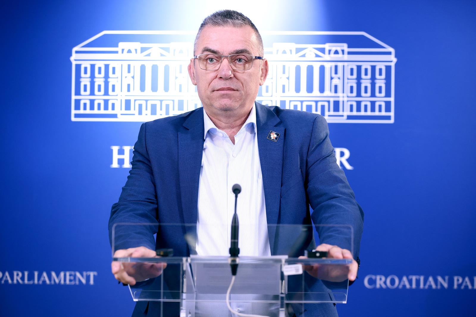 Zagreb: Stipo Mlinarić o političkim aktualnostima