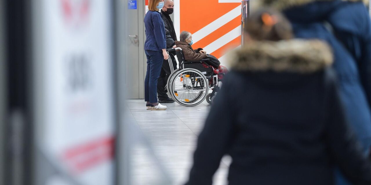 Zagreb: Hodnici u KB Sveti Duh