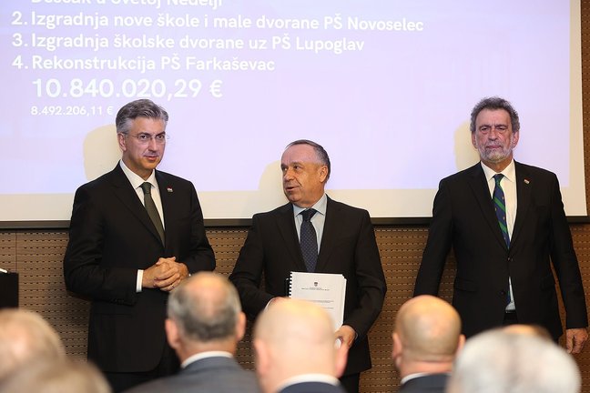 20251216_114500.jpg__648x432_q85_subsampling-2