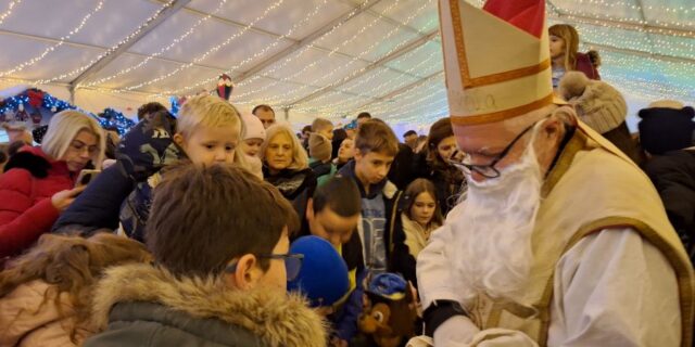 595770067_1450335253759106_8040841255462159114_n