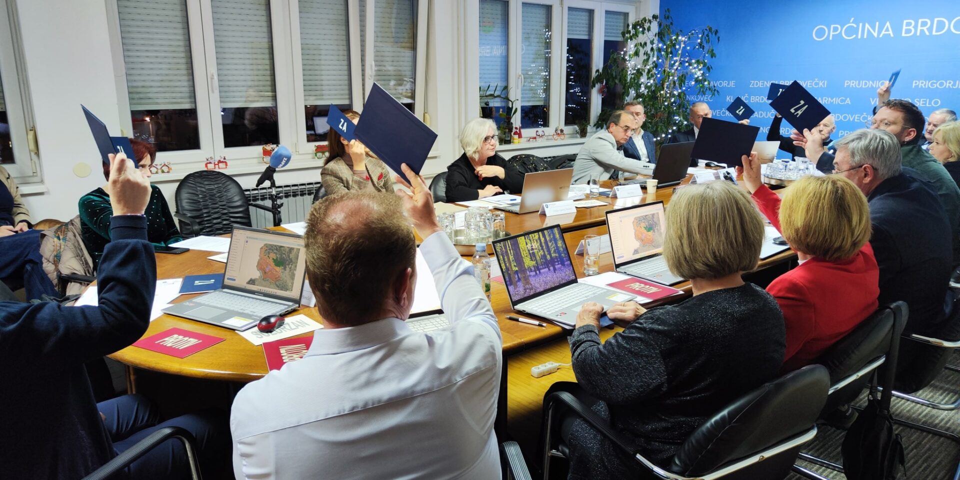 5e90e6ef-ee30-47ff-ae5d-e9638b4f72f2