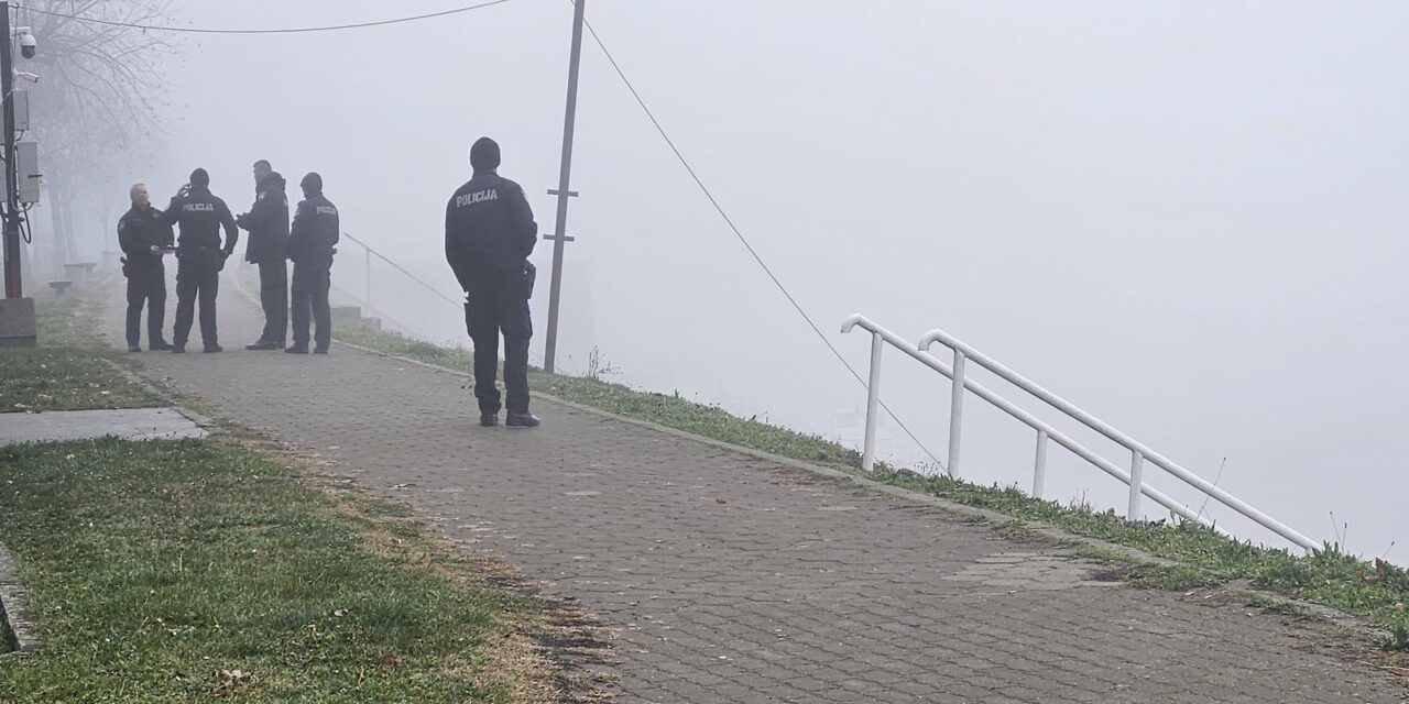 U Savi kod Slavonskog Broda  prevrnuo se čamac s ljudima, najmanje jedna osoba poginula