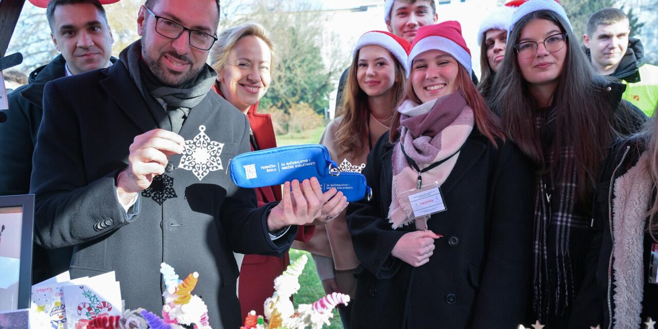 Zagreb: Tomislav Tomašević obišao je manifestaciju “Srednjoškolski Advent na Kennedyjevom trgu“