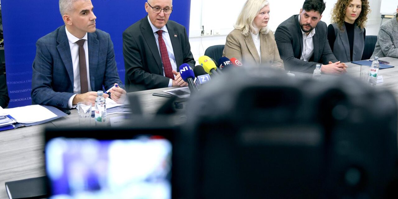 Zagreb:  Branko Bačić o Vjesniku