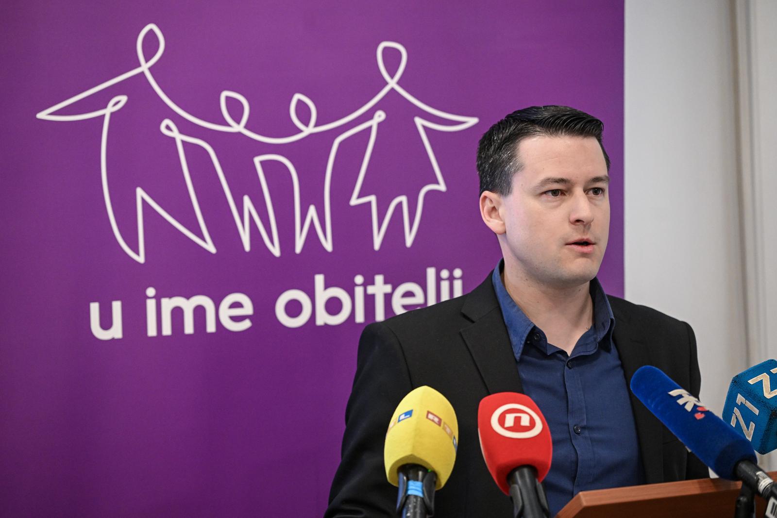 Zagreb: Presica udruge “U ime obitelji” o dodjeli gradskog novca udrugama povezanima s Možemo!