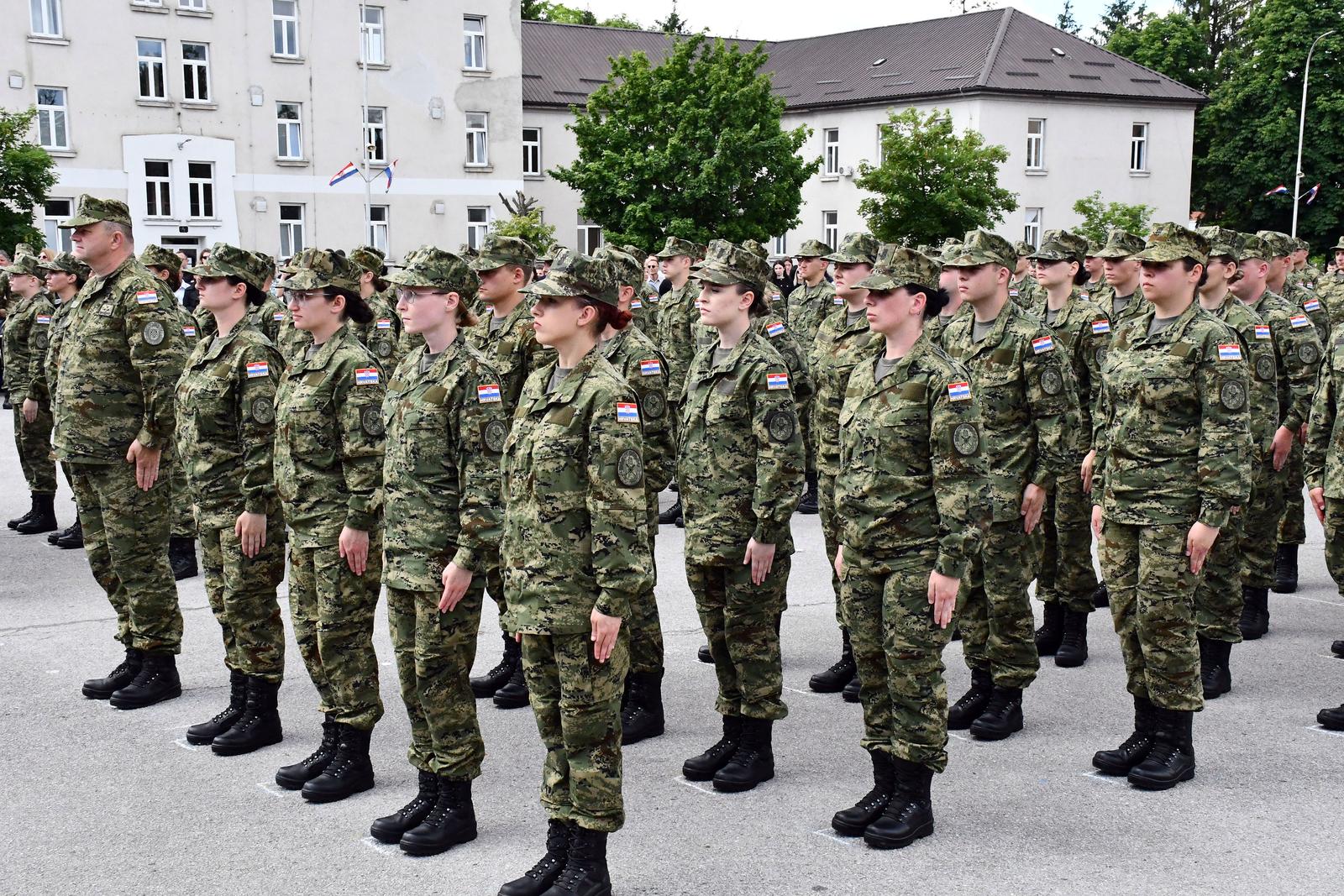 Požega: Svečana prisega 46. naraštaja ročnika u vojarni 123. brigade Hrvatske vojske
