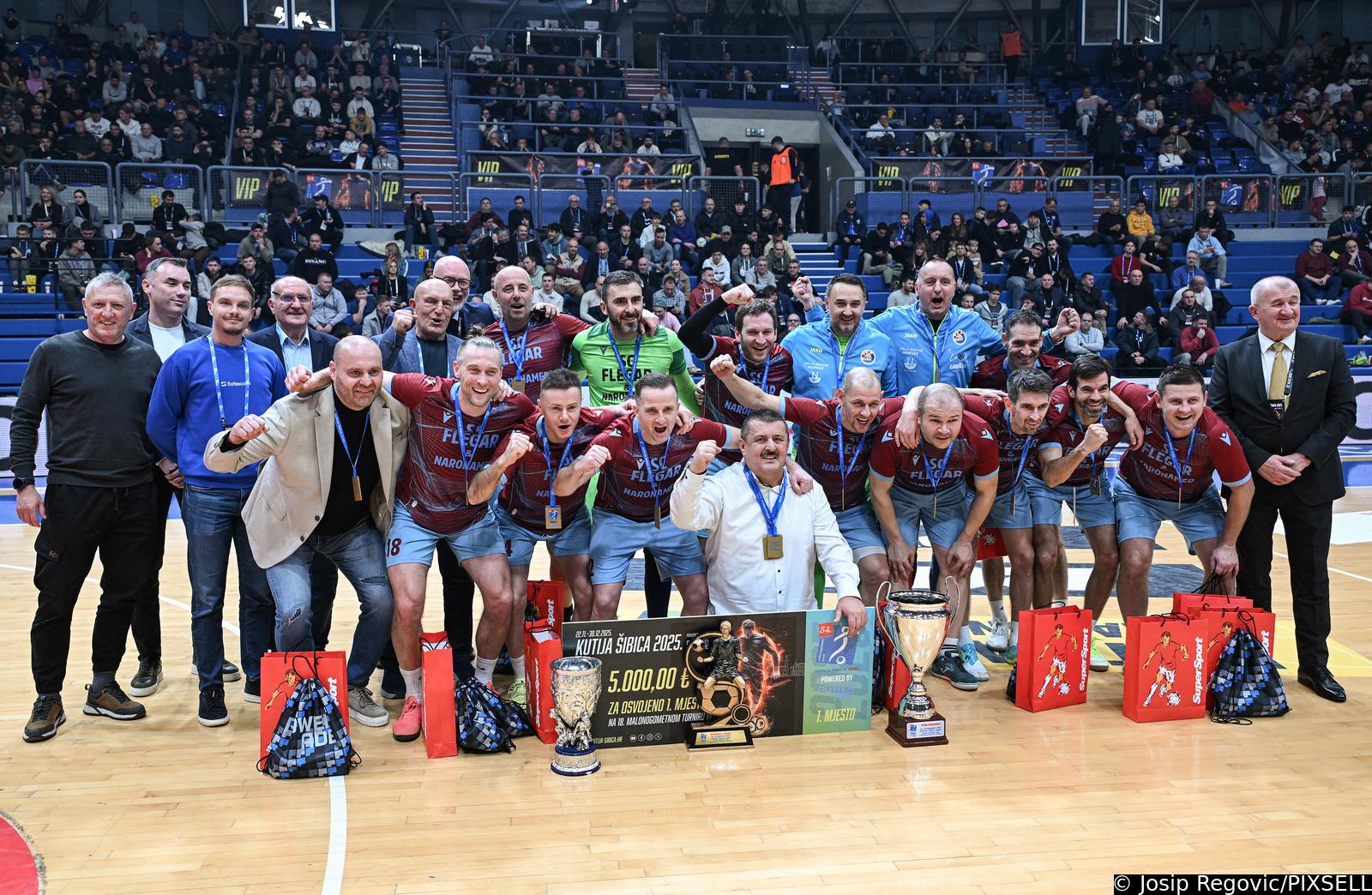 Zagreb: 54. Malonogometni turnir Kutija šibica, finale veterani, Raja iz Sarajeva – CB Sport &amp; SC Flegar &amp; Zloćo