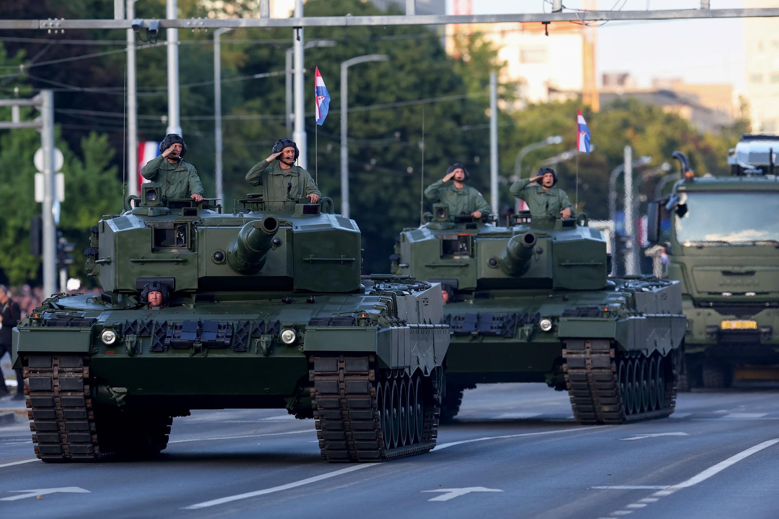 Hrvatska će nabaviti 44 tenka Leopard 2A8 – arhiva