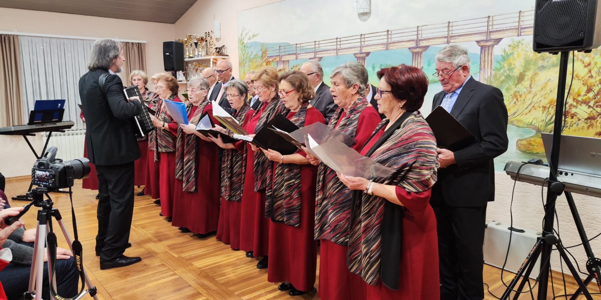 a8087daa-8ad5-4a35-a5e6-fa74d43408c5