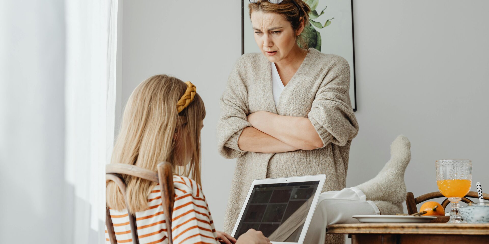 pexels-karola-g-6957164