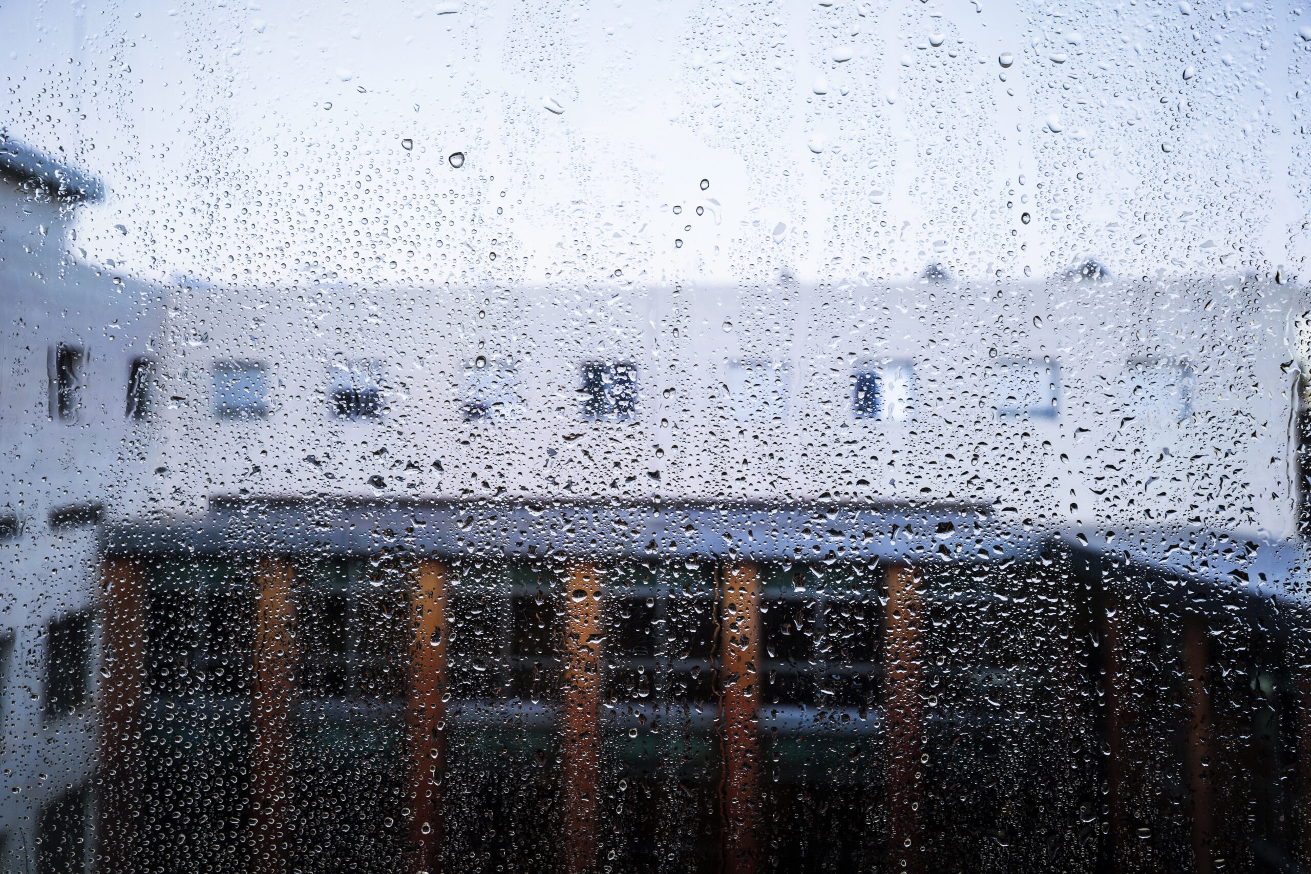 rain-effect-urban-background