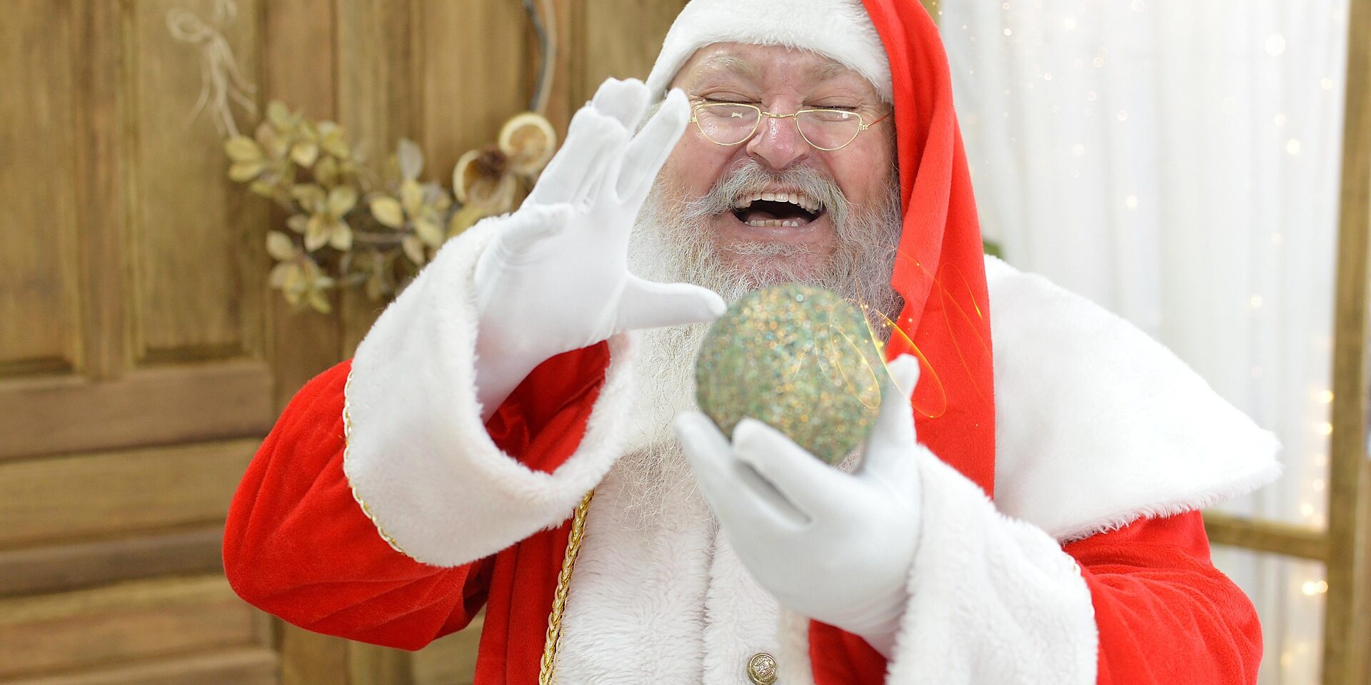 santa-claus-7914853_1920