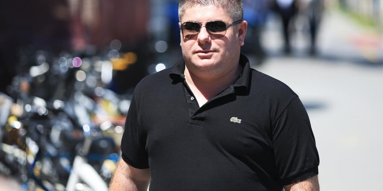 Osijek: Zapo?elo su?enje izme?u  Ranka Ostoji?a i  Velimira Bujanca zbog klevete