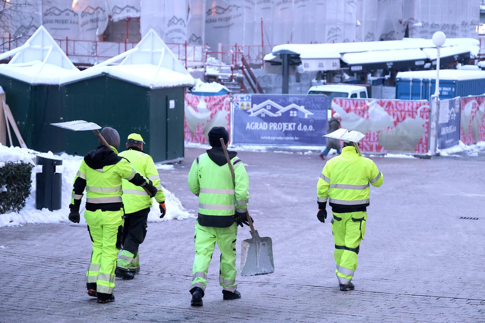 Zagreb: Nastavlja se uklanjanje snijega iz centra grada