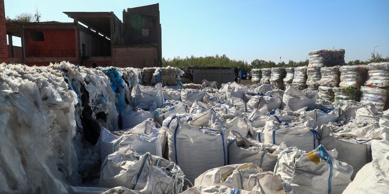 Zagreb:  Smeće u Resniku bivša firma Dioki