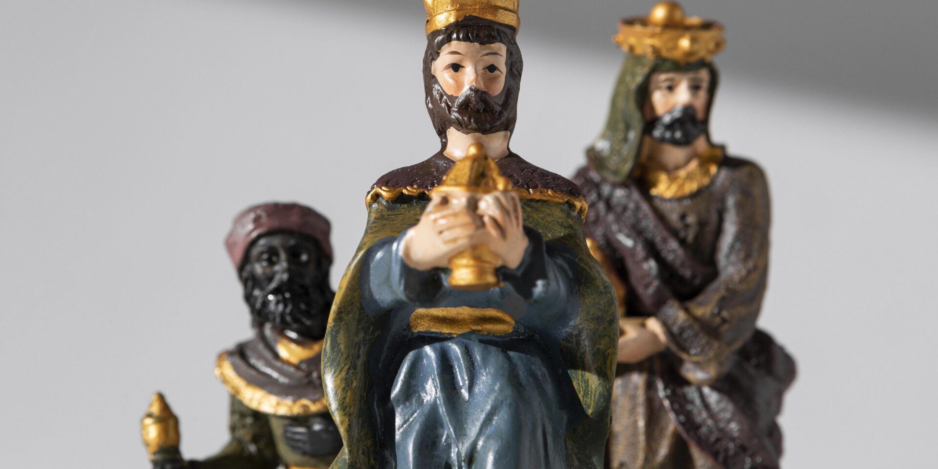 front-view-epiphany-day-kings-figurines