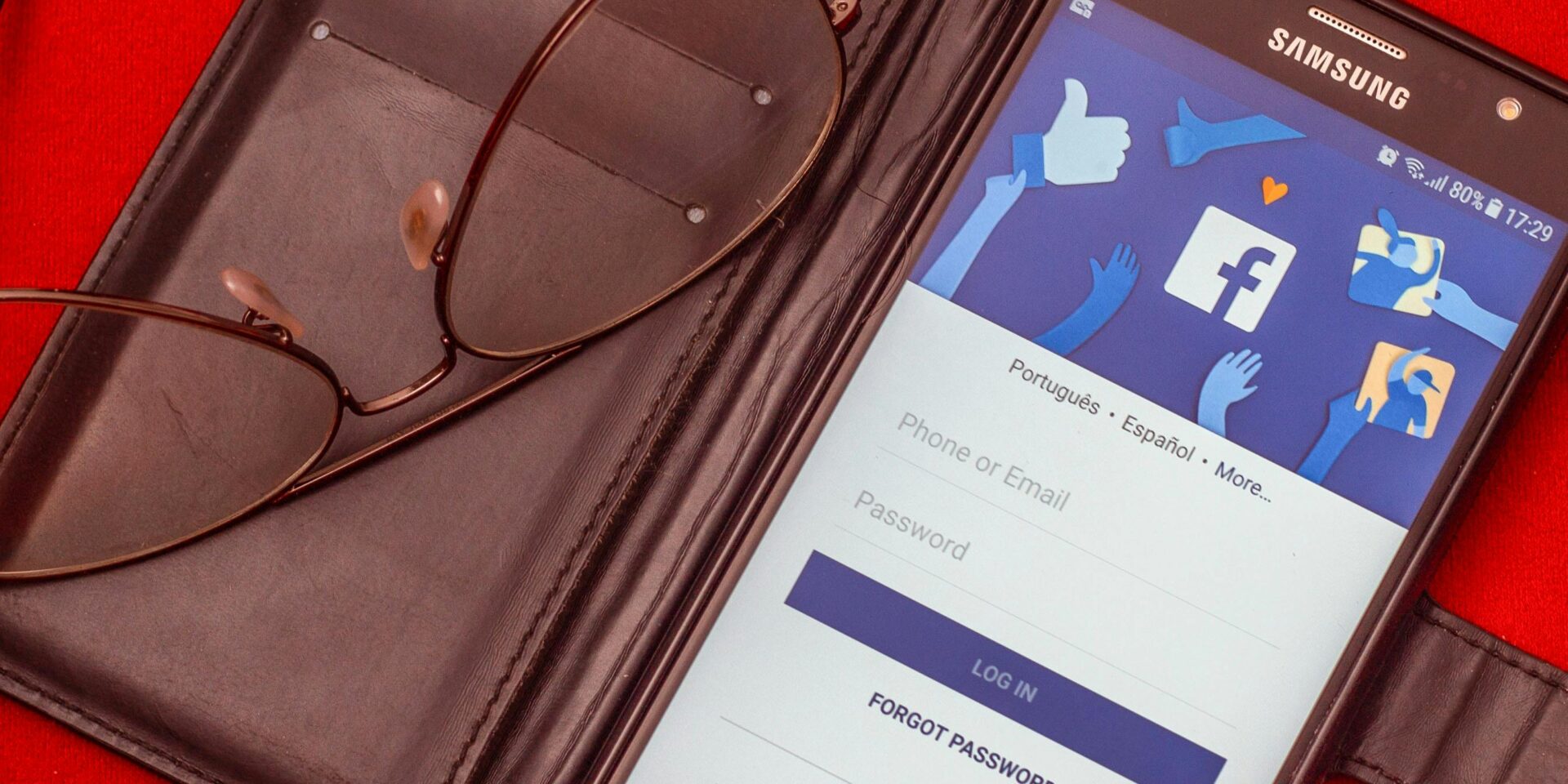 pexels-andersonguerra-1138735