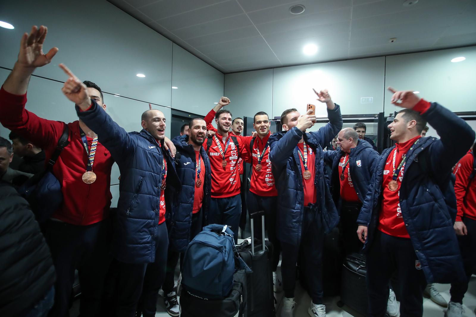 Doček brončanih rukometaša u Zračnoj luci Franjo Tuđman