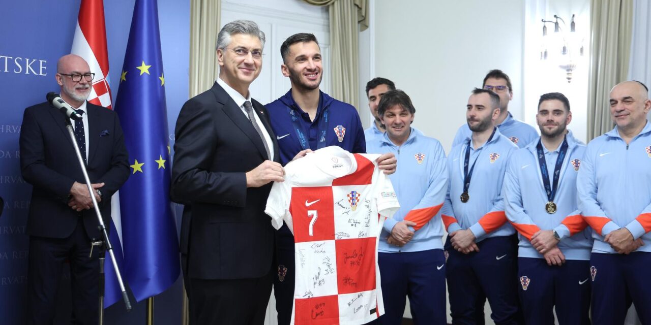 Zagreb: Predsjednik Vlade Andrej Plenković primio je hrvatsku futsalsku reprezentaciju