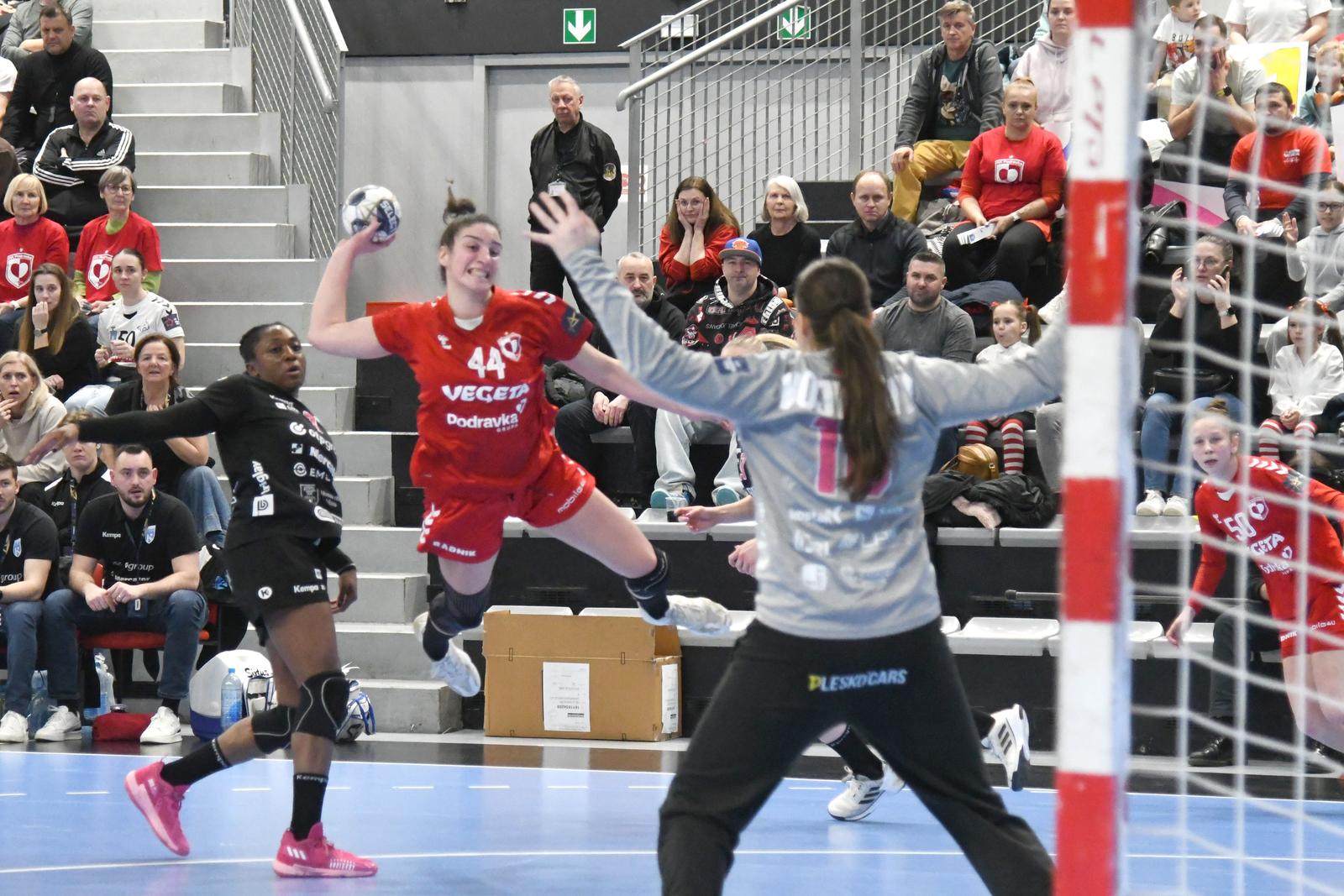 Koprivnica: EHF Liga prvakinja, skupina B, 13. kolo, RK Podravka – Krim Otp Group Mercator
