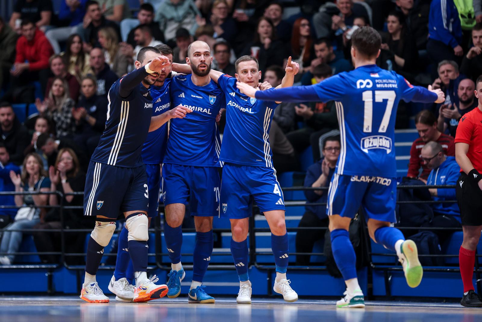 Zagreb: Susret polufinala Hrvatskog malonogometnog kupa između Futsal Dinama i MNK Novo Vrijeme