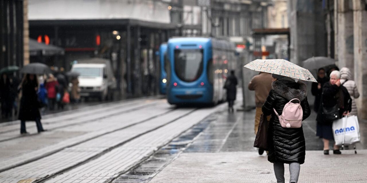 Zagreb: Kišni dan u gradu
