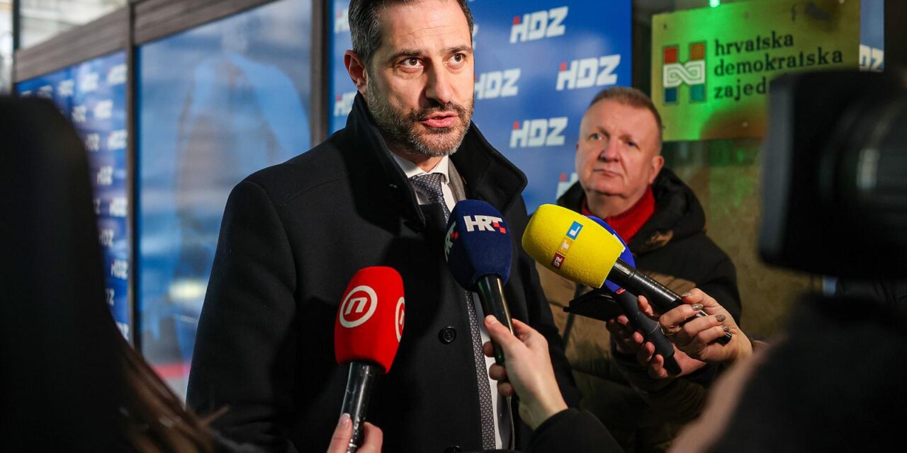 Zagreb: Dolazak članova HDZ-a na sjednicu Predsjedništva stranke